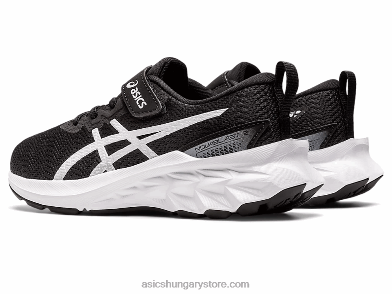 novablast 2 óvoda Asics 0BNZ04417 fekete-fehér